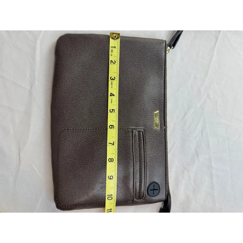 Tutilo New York‎ Tech Clutch Espresso Brown Pebbled Faux Leather Cable Pouch Bag